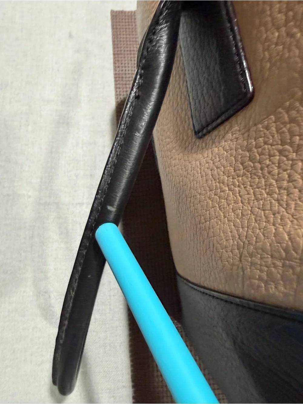 EUC Kate Spade Southport Leather Beige/Black Satchel Tote with Tassel